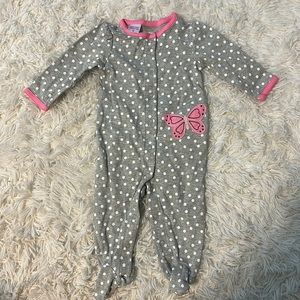 Carter’s simple joys footed pajamas!